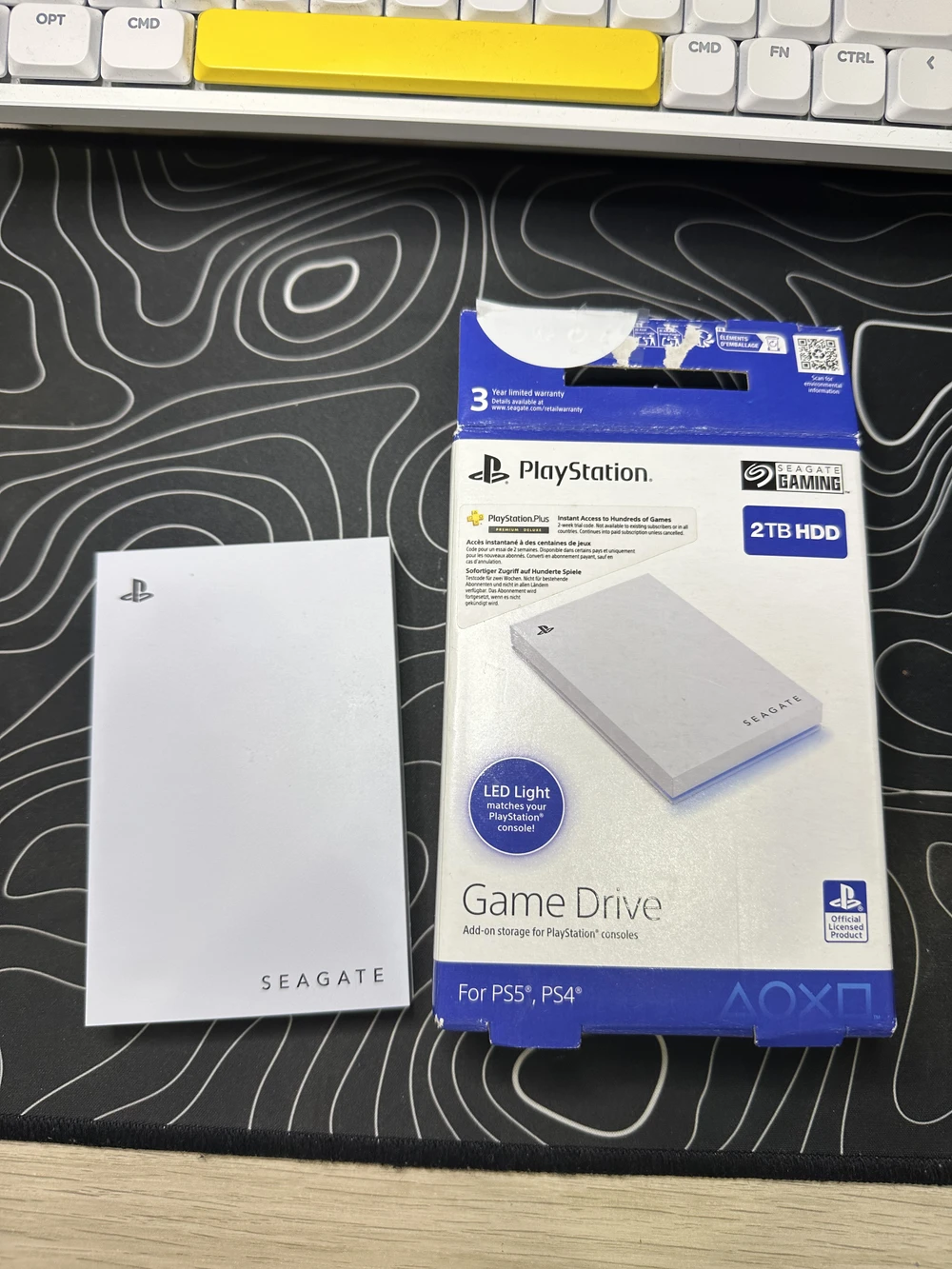 The Seagate Game Drive PS4/PS5 and the box